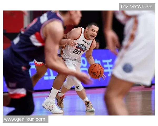 广州篮球队与南京篮球队赛后分析力量对比与战术总结