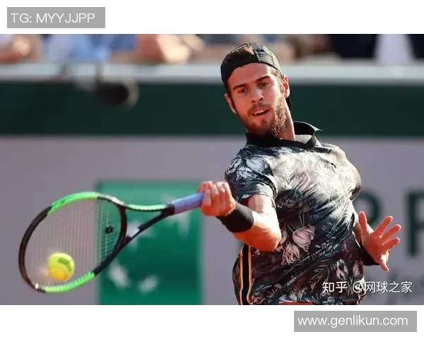 意大利足球明星雷神的传奇之路与辉煌成就探秘 意大利足球明星雷神的传奇之路与辉煌成就探秘