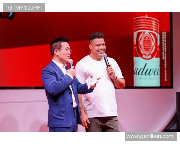 最帅足球明星的传奇人生与爱情故事揭秘