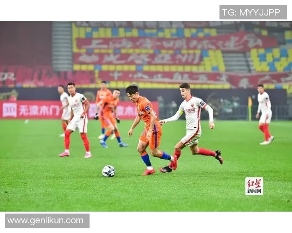 杭州足球队比赛经验引发热议球迷与专家观点大碰撞 杭州足球队比赛经验引发热议球迷与专家观点大碰撞