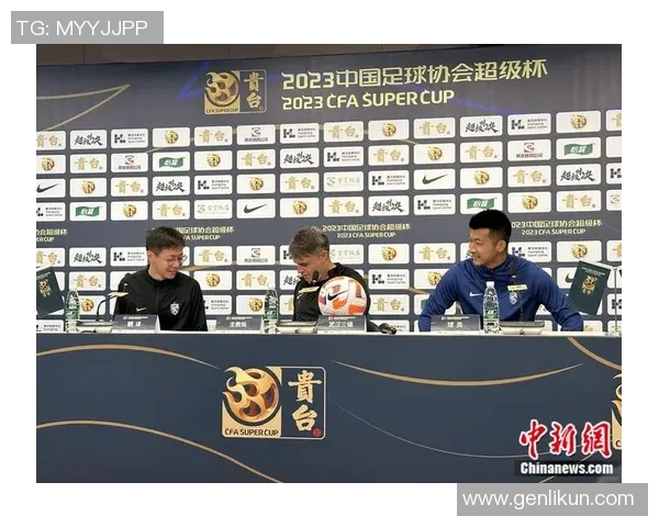 江疏影与足球明星的甜蜜互动揭秘背后的故事与情感纠葛